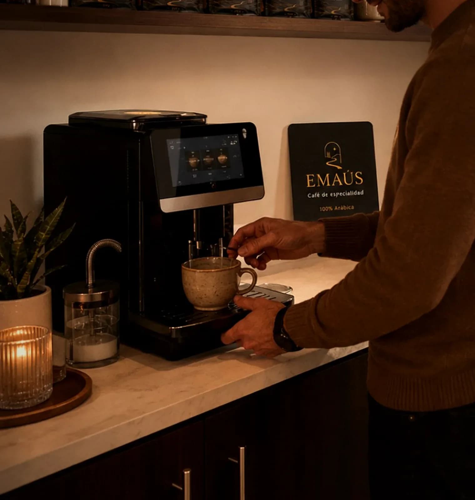 Un momento de pausa con café EMAÚS